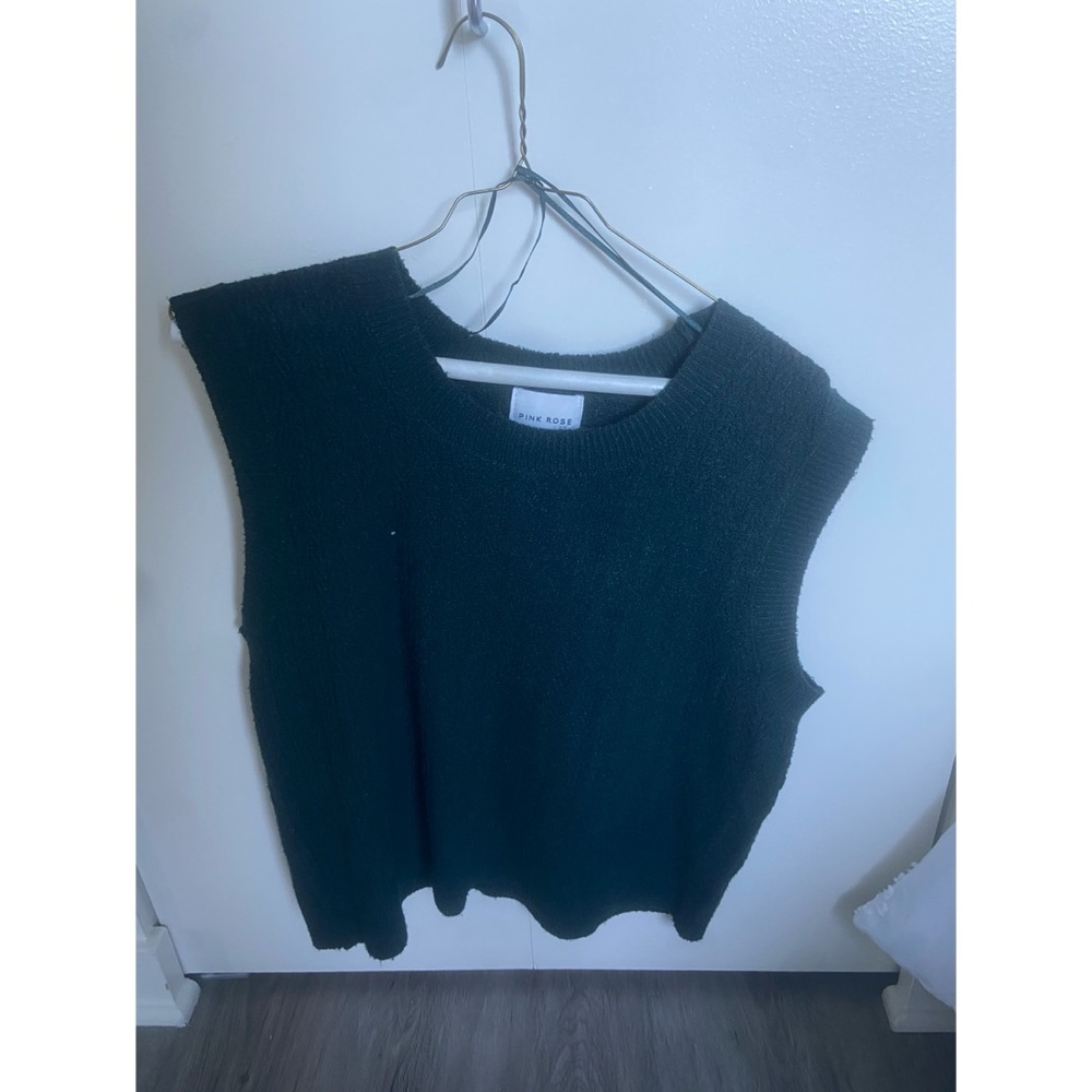 sweater vest